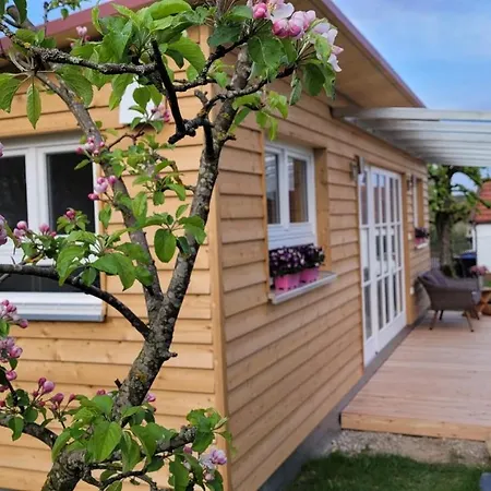 Apartman Haus Mit Stilvoller Und Tiny House Nahe Ammersee Fuer 2-6 Personen *