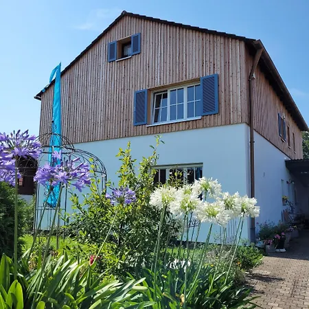 Haus Mit Stilvoller Und Tiny House Nahe Ammersee Fuer 2-6 Personen Apartman