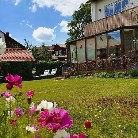 Apartment Haus Mit Stilvoller Und Tiny House Nahe Ammersee Für 2-6 Personen Geltendorf
