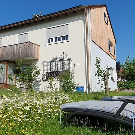 Apartment Haus Mit Stilvoller Und Tiny House Nahe Ammersee Für 2-6 Personen *